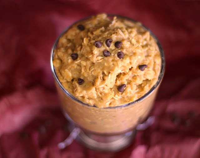 Healthy Peanut Butter Oatmeal Cookie Dough